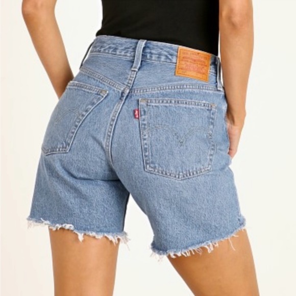 LEVI'S LUXOR STREET 501 MID THIGH SHORTS - Picture 2 of 3